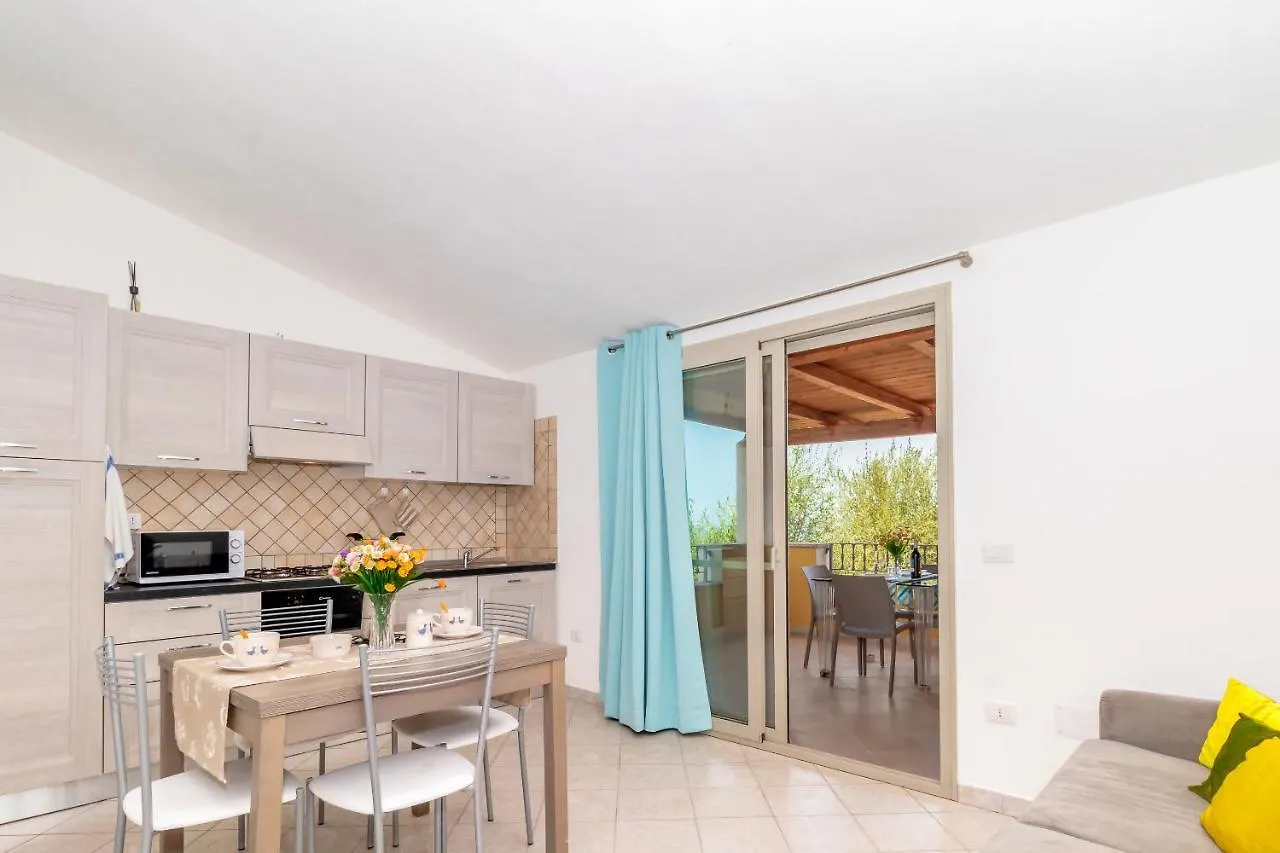 הוילה באדזי Casa Angus איטליה